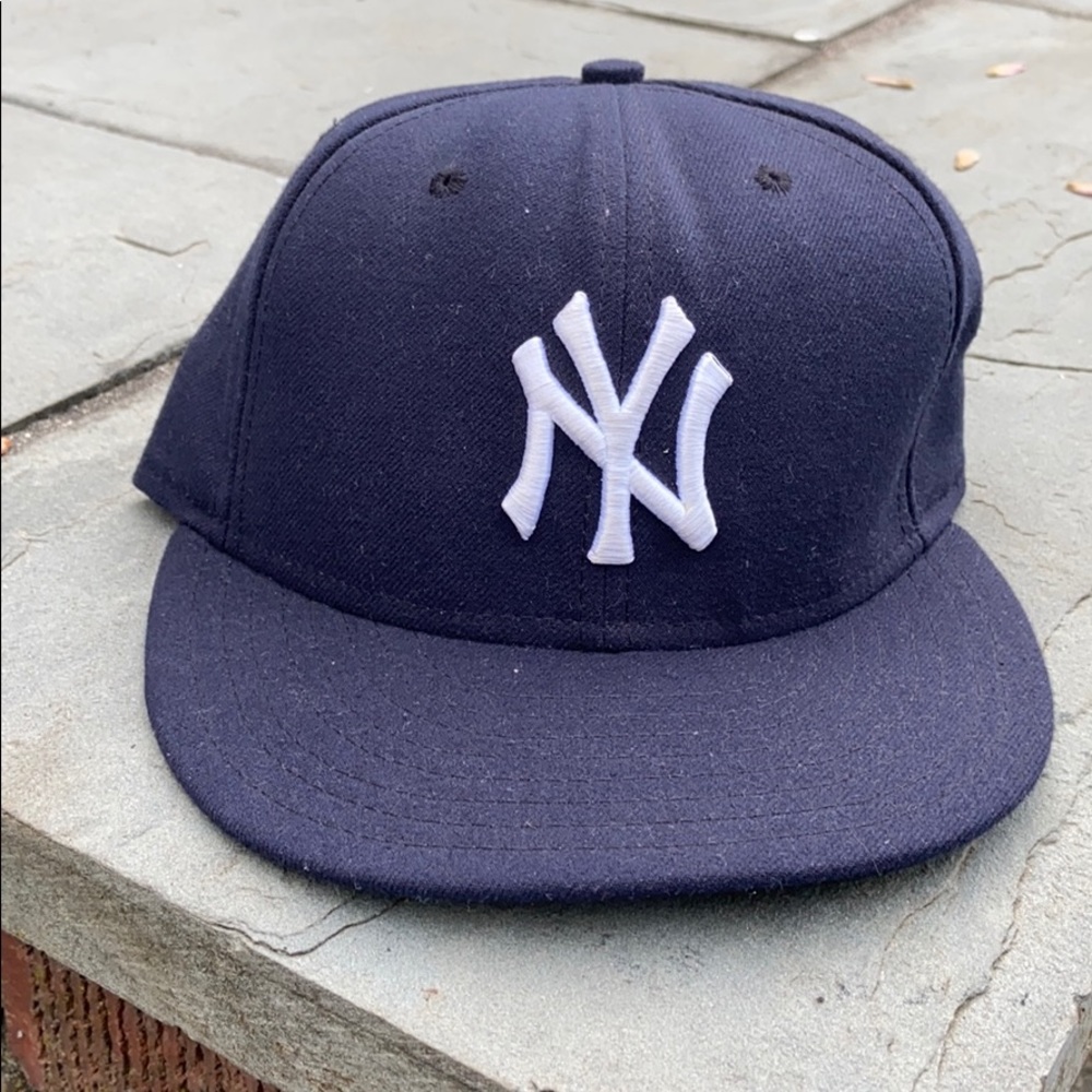 Yankee Fitted 27